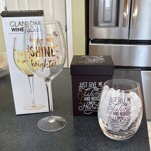 Wine Glass Set - Gold and Black